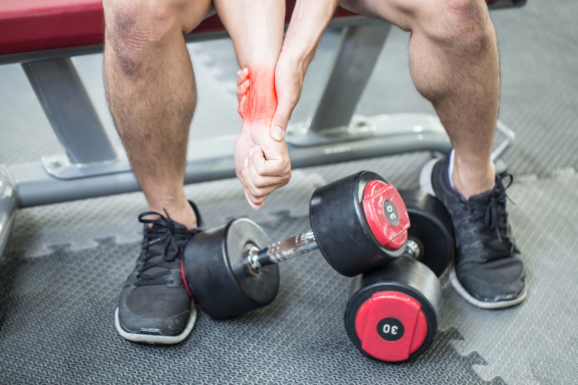 Blessure au poignet à la salle de sport